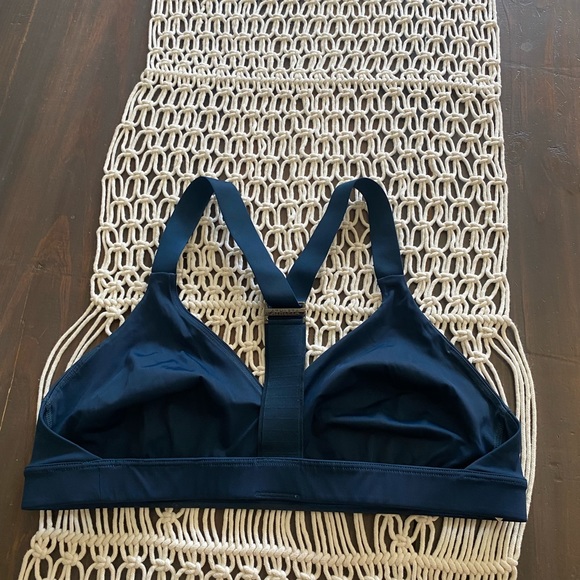 Athleta Pyramid adjustable racerback sports bra - Picture 3 of 7